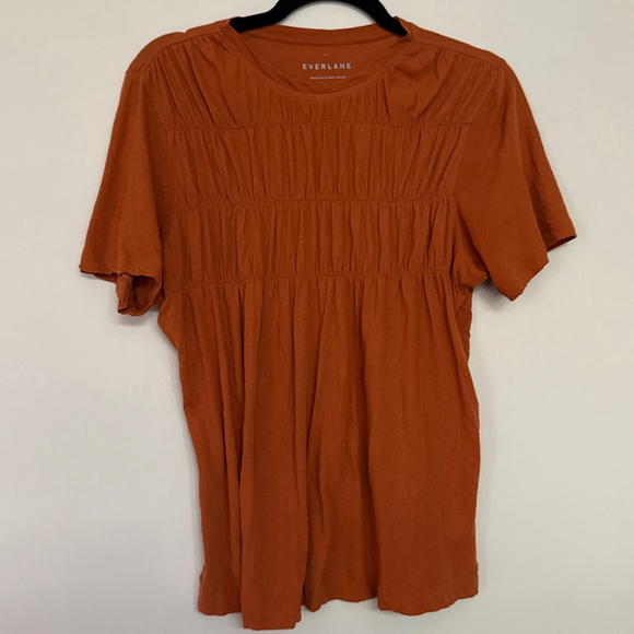 Women's Everlane Rust Smocked Gathered Short Sleeve Tee S - Picture 1 of 4